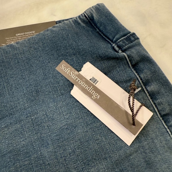 Soft Surrounding, Classic Blue Women's Pull-on Jeans, Large - Picture 6 of 15